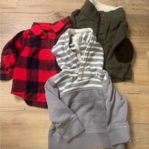 GAP Red and green Sweatshirts & Hoodies and button-up